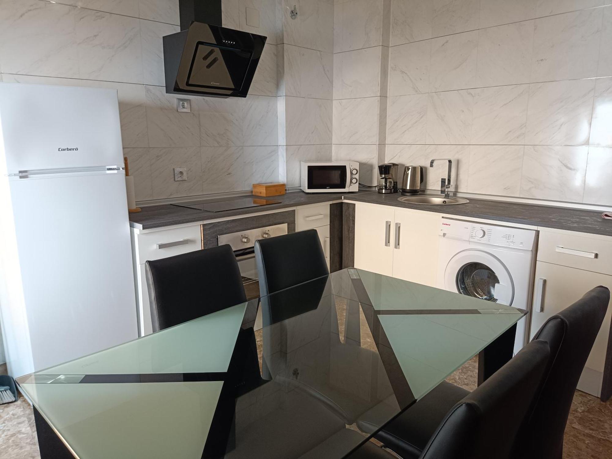 Apartamentos Luxury Puente De Triana Sevilla Eksteriør billede