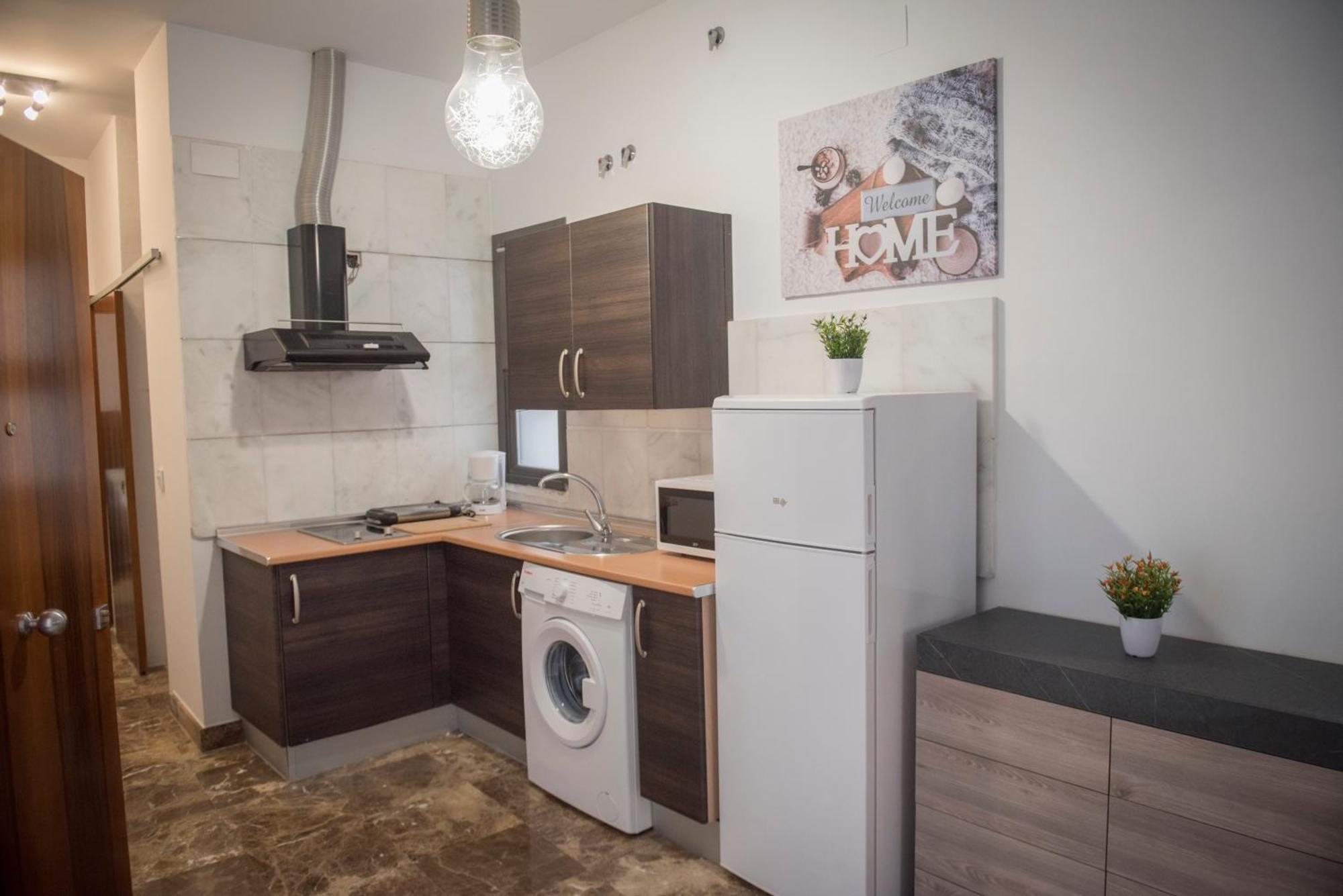 Apartamentos Luxury Puente De Triana Sevilla Eksteriør billede